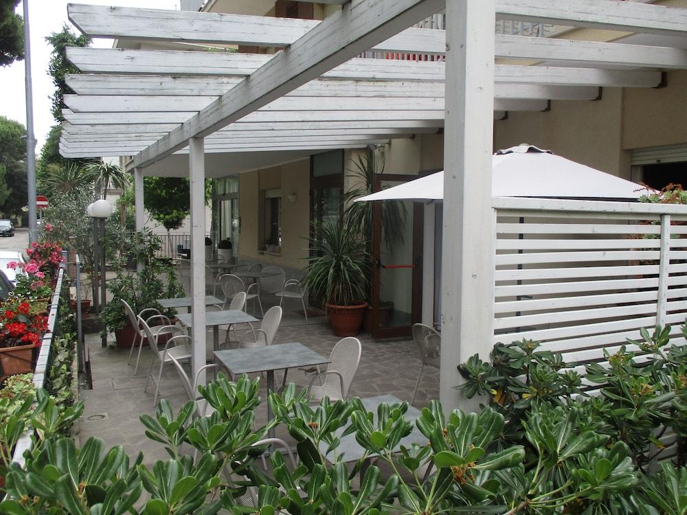 Hotel Abamar Rimini Exterior foto